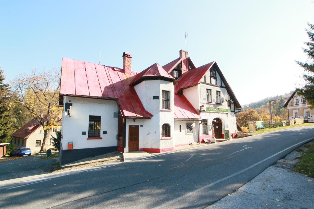 Penzion Paseky U Zapadlych Vlastencu エクステリア 写真