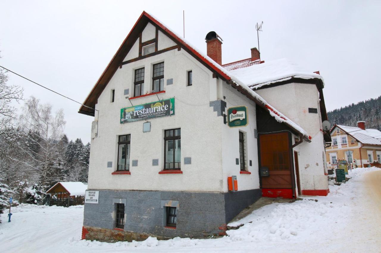 Penzion Paseky U Zapadlych Vlastencu エクステリア 写真